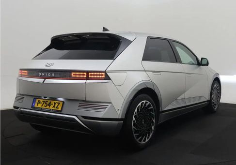 Hyundai IONIQ, 2022 3