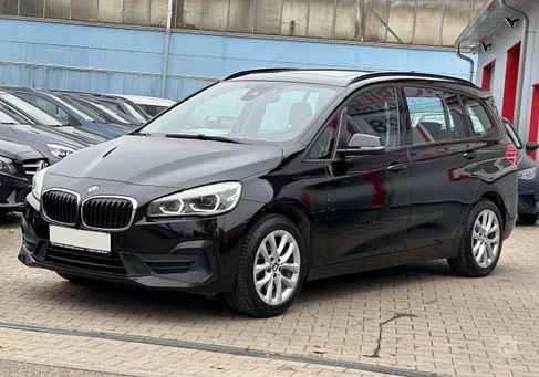 BMW 218, 2020