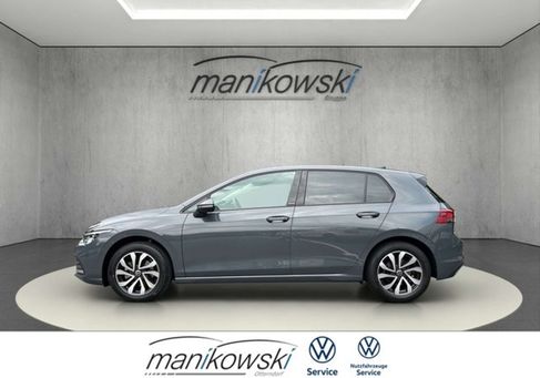 Volkswagen Golf, 2023 2