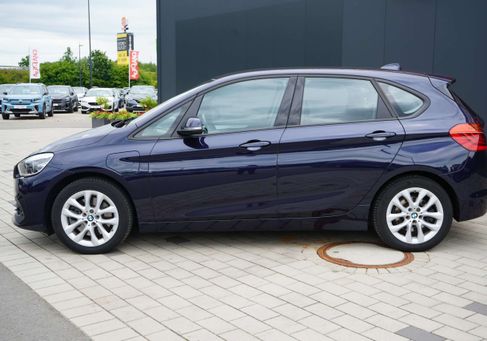 BMW 225, 2020