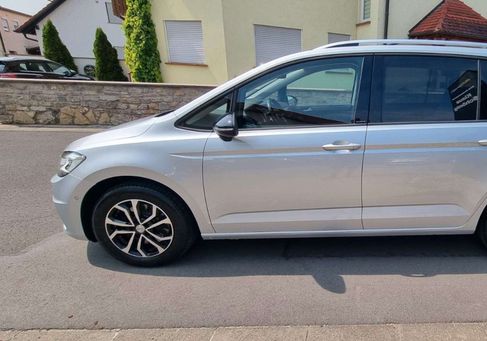 Volkswagen Touran, 2019