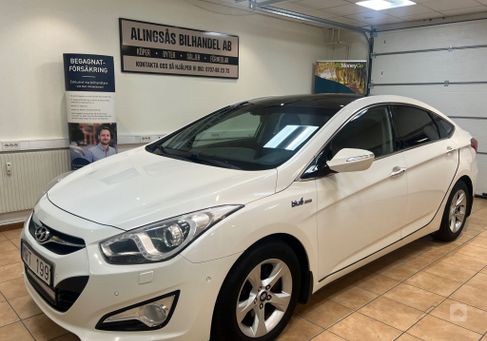 Hyundai i40, 2012