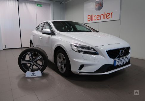 Volvo V40, 2017