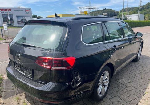 Volkswagen Passat Variant, 2022 3