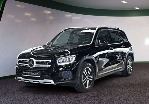 Mercedes-Benz GLB 200, 2022