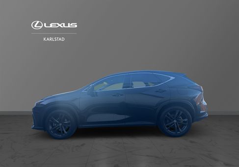 Lexus NX, 2025