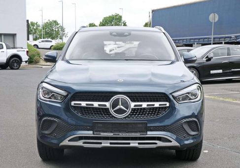 Mercedes-Benz GLA 250, 2021
