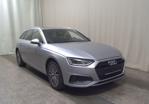 Audi A4, 2022 3