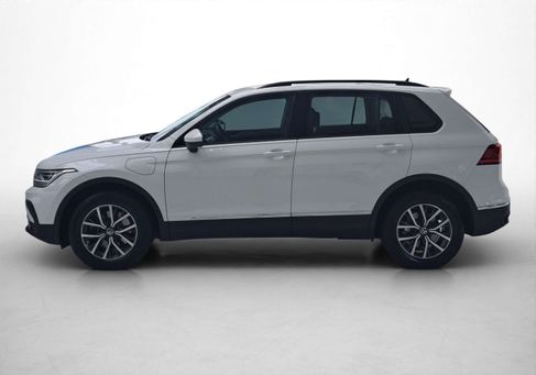 Volkswagen Tiguan, 2022 3