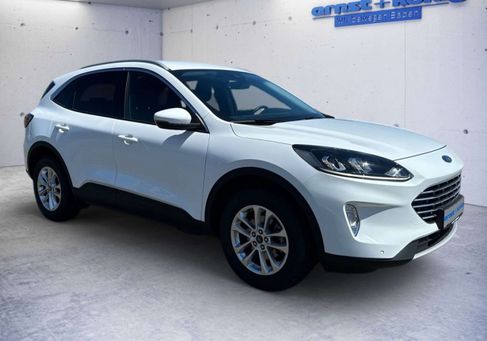 Ford Kuga, 2022
