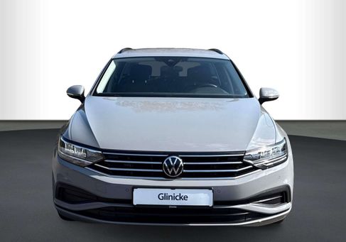 Volkswagen Passat Variant, 2022 3