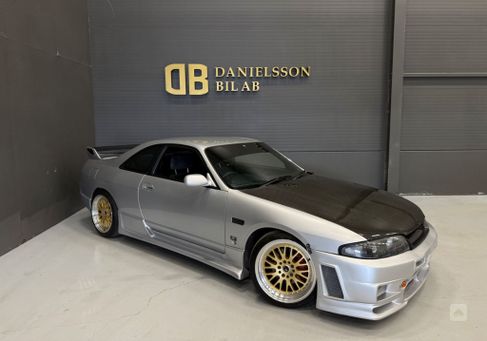 Nissan Skyline, 1995
