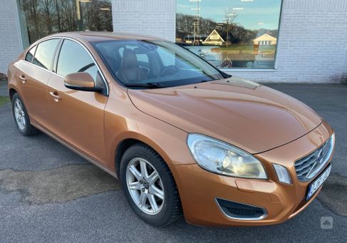 Volvo S60, 2011