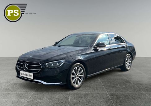 Mercedes-Benz E 200, 2020