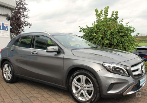 Mercedes-Benz GLA 200, 2017