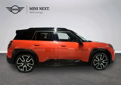 MINI, 2025