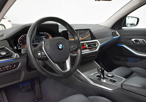 BMW 320, 2021 2