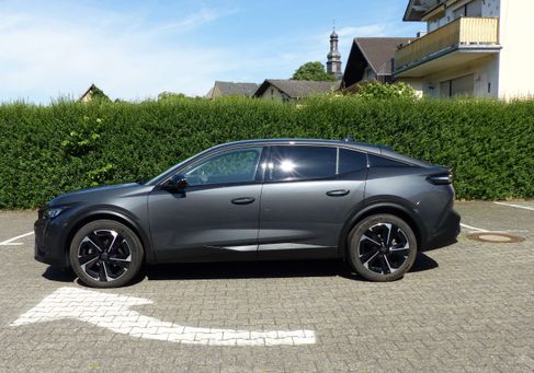 Peugeot 408, 2023