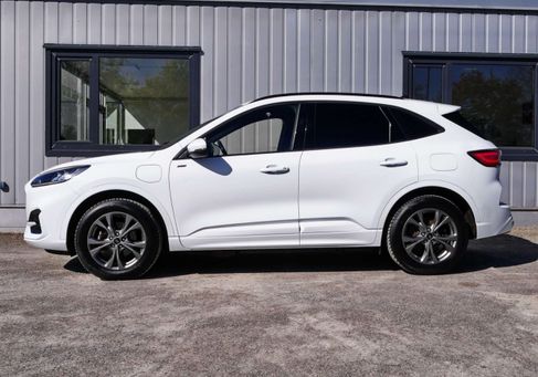 Ford Kuga, 2022
