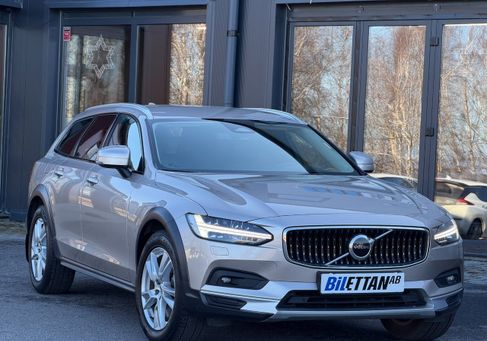 Volvo V90 Cross Country, 2023