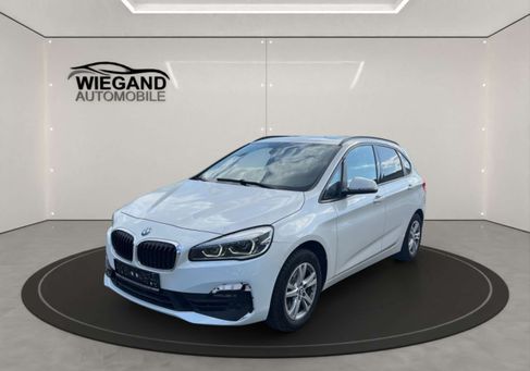 BMW 220, 2020