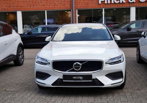 Volvo V60, 2022