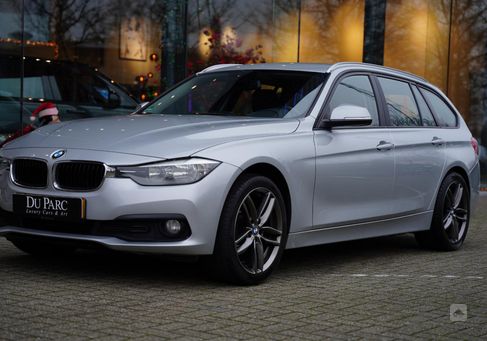 BMW 316, 2016