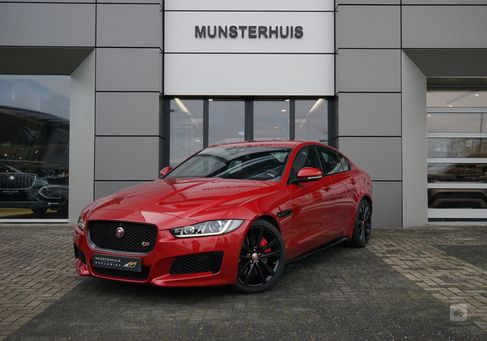 Jaguar XE, 2018