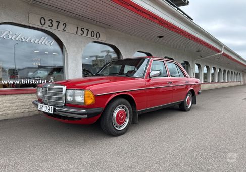 Mercedes-Benz 200, 1985
