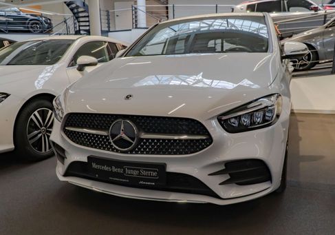 Mercedes-Benz B 180, 2024