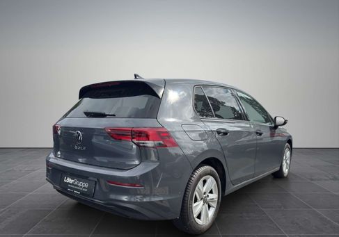 Volkswagen Golf, 2023 3