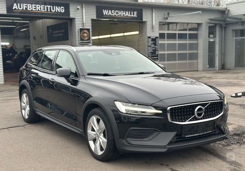 Volvo V60 Cross Country, 2021