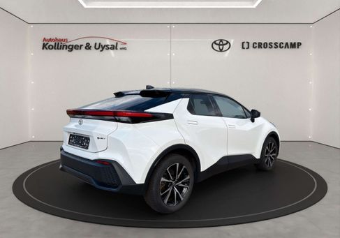 Toyota C-HR, 2025 3