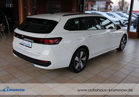 Volkswagen Passat, 2024