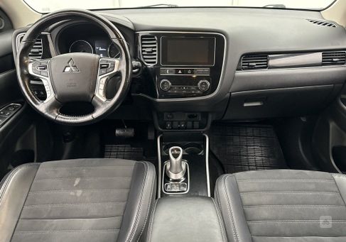 Mitsubishi Outlander, 2019