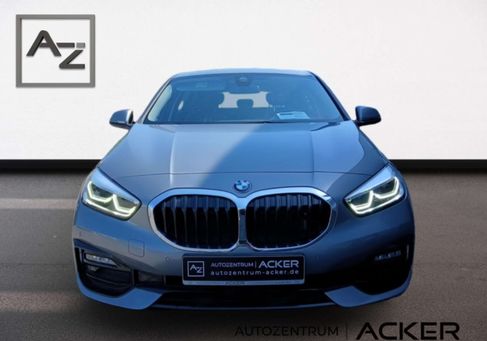 BMW 120, 2023