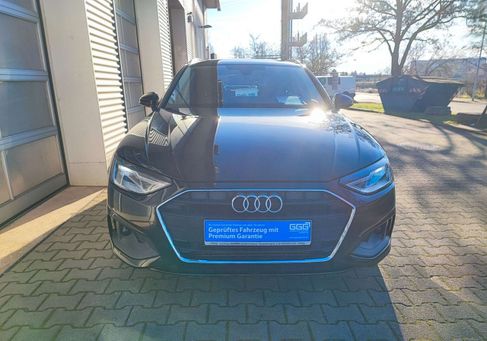 Audi A4, 2022