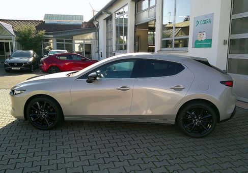 Mazda 3, 2025
