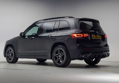Mercedes-Benz GLB 180, 2022