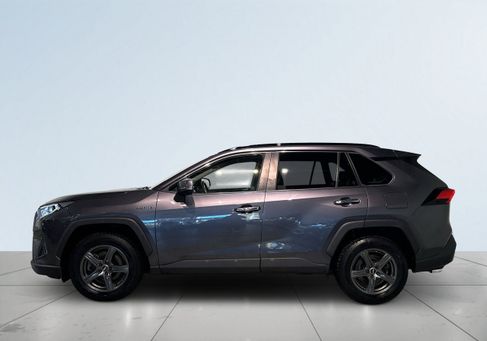Toyota RAV 4, 2019 3