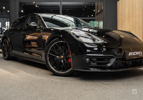 Porsche Panamera, 2021