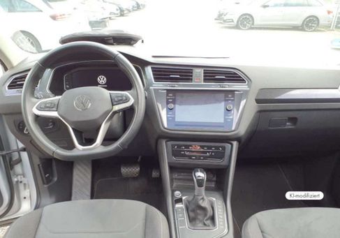 Volkswagen Tiguan, 2022