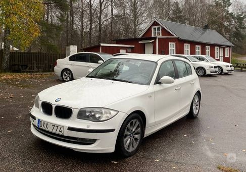 BMW 118, 2008