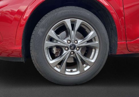 Ford Kuga, 2021