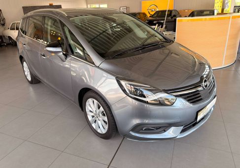 Opel Zafira, 2018