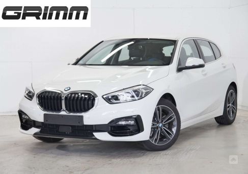 BMW 120, 2023