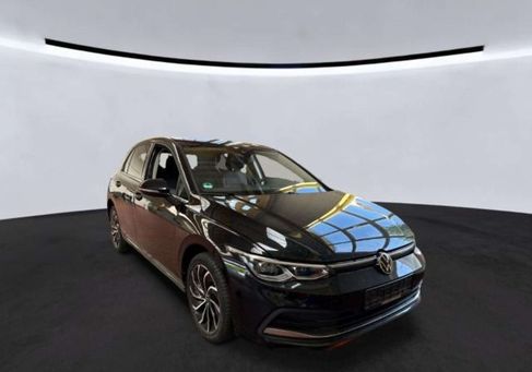 Volkswagen Golf, 2022 3