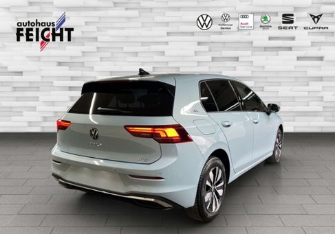 Volkswagen Golf, 2025