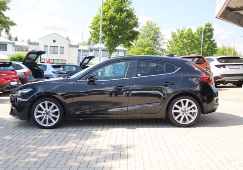 Mazda 3, 2018