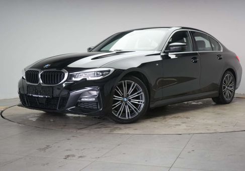 BMW 320, 2021